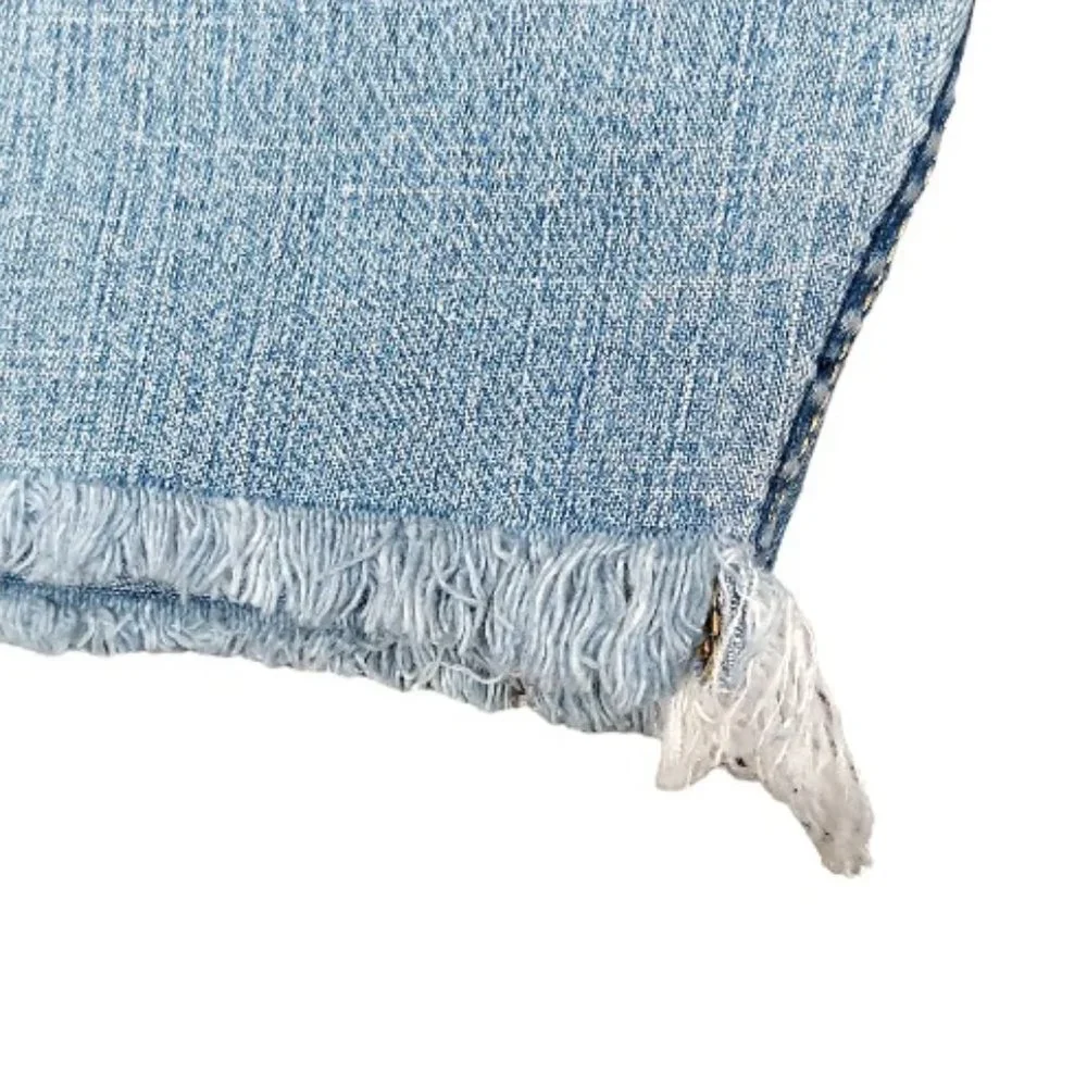 💖💖SIGNATURE BY LEVI STRAUSS MID-RISE FRAYED HEM DENIM SHORTS (18)